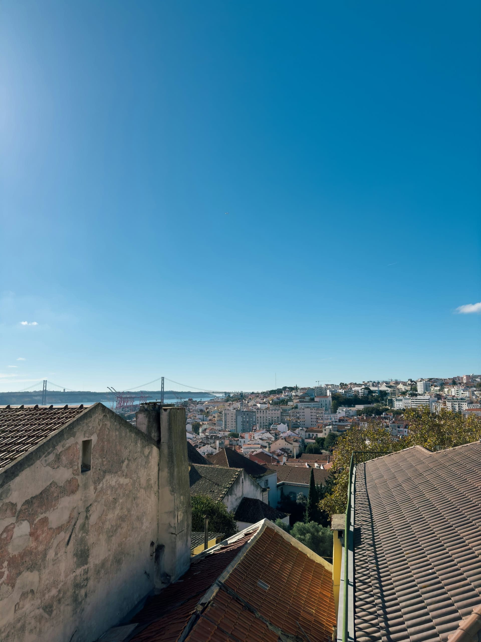 Vista sobre Lisboa e o rio Tejo